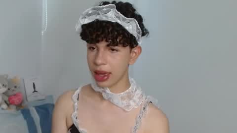 Cuddly online show from 01.18.25