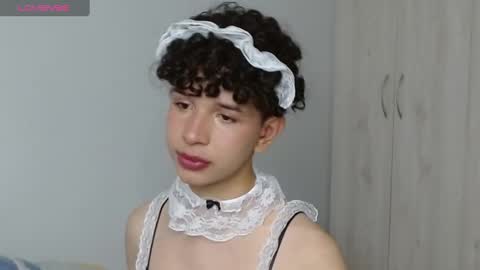 Cuddly online show from 02.18.25