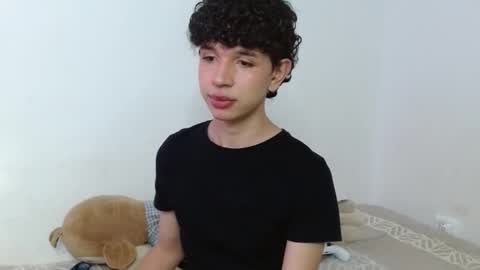 Cuddly online show from 01.18.26