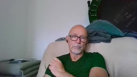Snapshot of cum440055 chatting on 05.19.26 cum440055 online show from 05.19.26