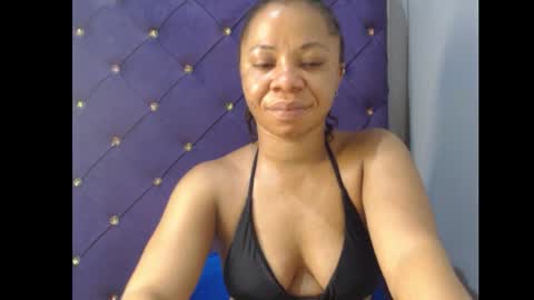 Snapshot of cum_chocochata chatting on 11.17.25 Nancy online show from 11.17.25