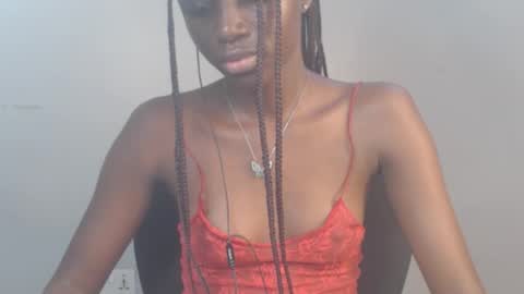Snapshot of cum_ebony_xsecret chatting on 09.10.25 sophie online show from 09.10.25