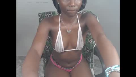 Snapshot of cum_ebony_xsecret chatting on 10.04.25 sophie online show from 10.04.25