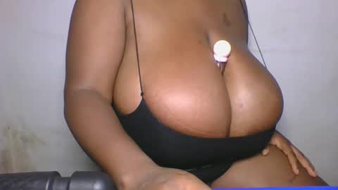 cum_girl_ online show from 04.01.26