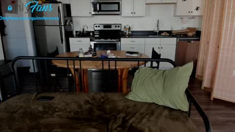 Quinn online show from 10.15.25