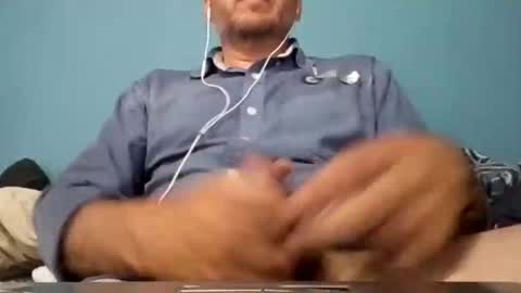Snapshot of cumbian_chero chatting on 05.19.26 cumbian_chero online show from 05.19.26