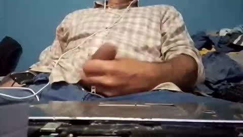 Snapshot of cumbian_chero chatting on 05.24.26 cumbian_chero online show from 05.24.26