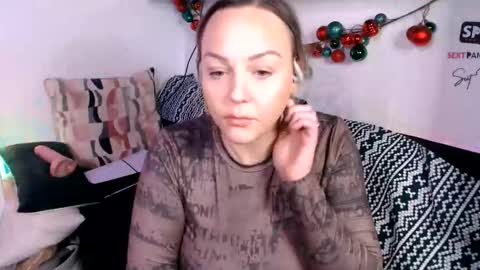 cumguzzlingskank online show from 11.22.25