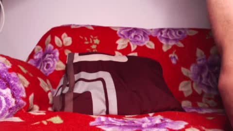 Snapshot of cumjuicy chatting on 12.21.24 Sebby online show from 12.21.24