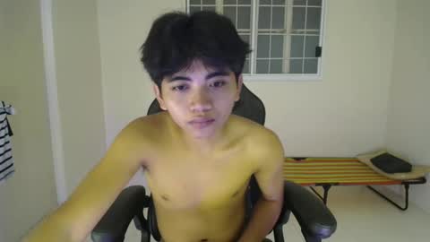 Snapshot of cummingyu chatting on 12.08.24 cummingyu online show from 12.08.24