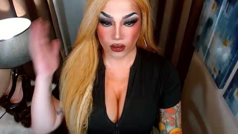 Cattaleya online show from 10.06.25