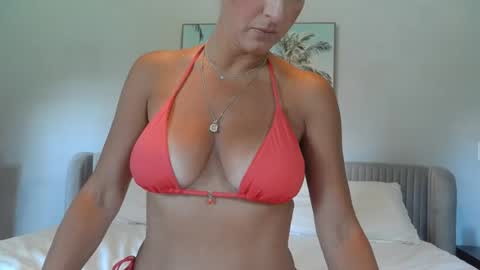 Snapshot of cumoncandy69 chatting on 07.09.26 Cumoncandy69 online show from 07.09.26