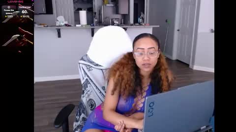 Snapshot of cumplzqueen chatting on 06.23.26 Nia Reese online show from 06.23.26
