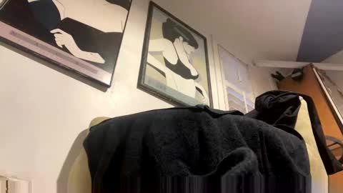 Snapshot of cumsinmealot chatting on 01.18.25 Aprilia online show from 01.18.25