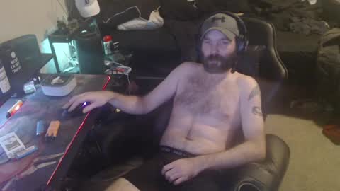 Snapshot of cumslinger2003 chatting on 01.21.25 cumslinger2003 online show from 01.21.25