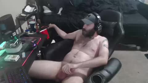 Snapshot of cumslinger2003 chatting on 10.14.25 cumslinger2003 online show from 10.14.25