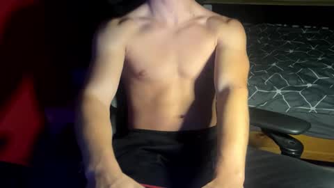 Snapshot of cumul00 chatting on 11.27.25 cumul00 online show from 11.27.25