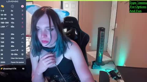 cupcakecrow online show from 03.08.25