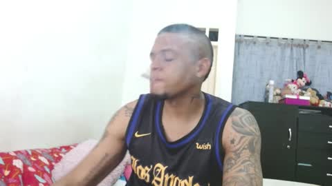 dominic and julieta... independent models online show from 12.09.24