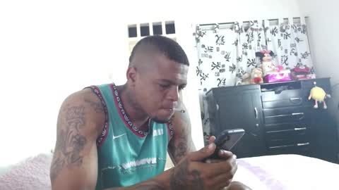 dominic and julieta... independent models online show from 01.20.25