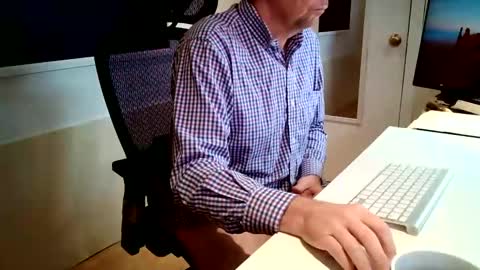 curious_madame_scotsman online show from 11.26.25