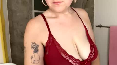 curliegirlee online show from 02.20.26