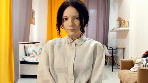 Kira online show from 04.19.26