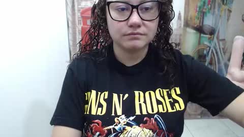 Snapshot of curly_greeneyed chatting on 11.18.25 Vannesa online show from 11.18.25