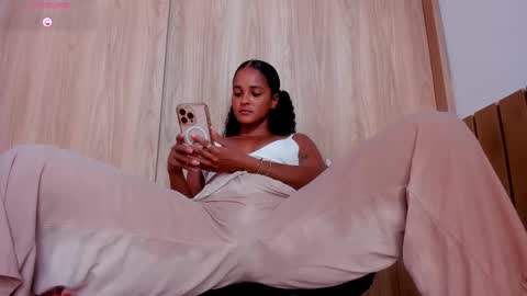 Curly  -  OF- CURLY SWEETT online show from 10.17.25