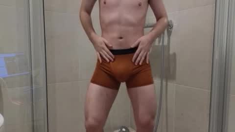 Mike  pvt is open online show from 10.26.25