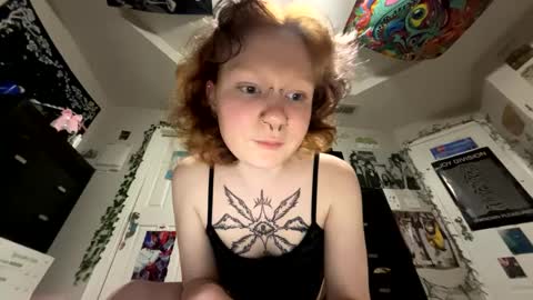 Snapshot of curryarches chatting on 09.16.25 curryarches online show from 09.16.25