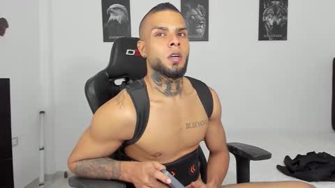 curtis_blake online show from 12.20.25