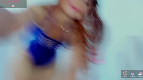 Snapshot of curvy_milff chatting on 02.16.25 ISABEL online show from 02.16.25