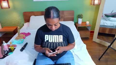 Snapshot of curvyebonyy_ chatting on 10.19.25 Danna online show from 10.19.25