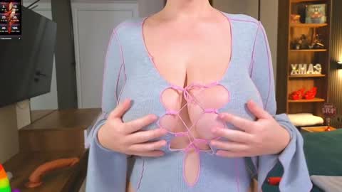 Snapshot of curvyjules69 chatting on 12.13.24 CurvyJules online show from 12.13.24