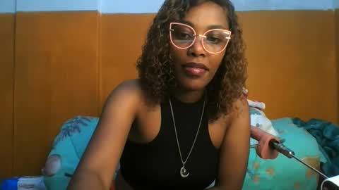 curvylyin online show from 03.28.26