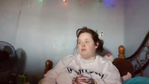 dahlia -kim online show from 02.23.25