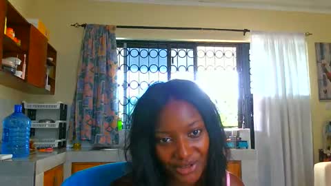 cute annah online show from 05.19.26