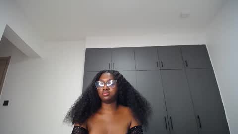 Liya online show from 05.18.26