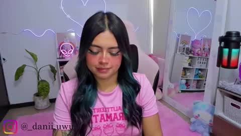 Snapshot of cute_dani__ chatting on 02.12.26 Dani online show from 02.12.26