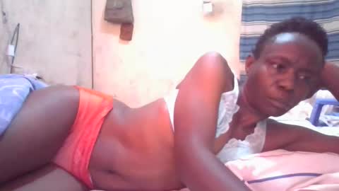 Snapshot of cute_divah4 chatting on 04.16.26 cute_divah4 online show from 04.16.26