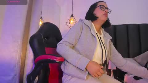    Independent Model online show from 05.01.26