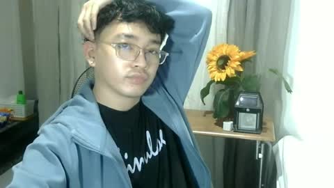 Snapshot of cute_enzo24 chatting on 06.15.26 cute_enzo24 online show from 06.15.26