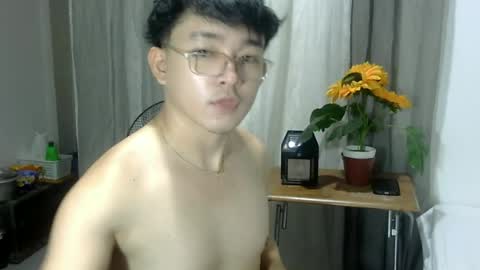 Snapshot of cute_enzo24 chatting on 06.15.26 cute_enzo24 online show from 06.15.26