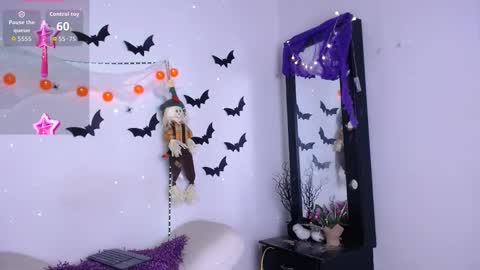 Snapshot of cute_horny12 chatting on 10.17.25 Cute horny1 online show from 10.17.25