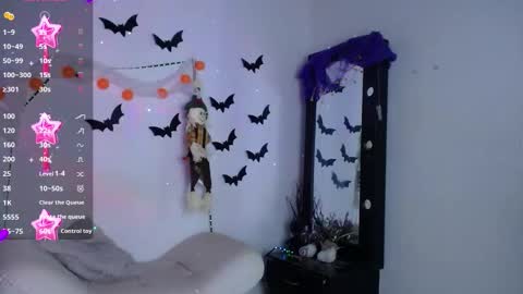 Snapshot of cute_horny12 chatting on 10.31.25 Cute horny1 online show from 10.31.25