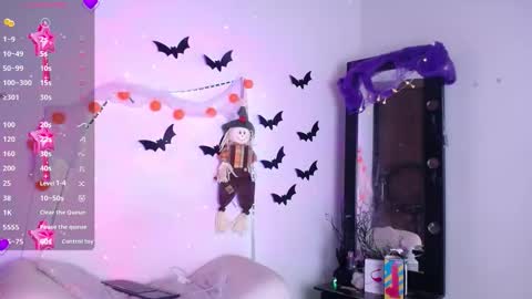 Snapshot of cute_horny12 chatting on 11.06.25 Cute horny1 online show from 11.06.25