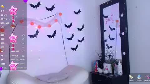 Snapshot of cute_horny12 chatting on 11.08.25 Cute horny1 online show from 11.08.25