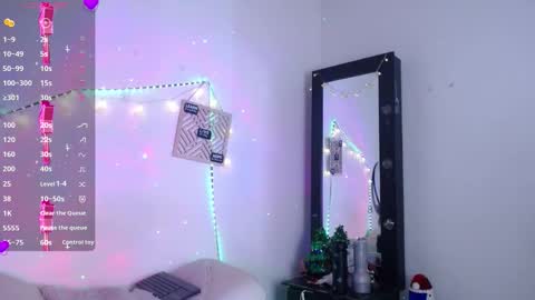 Snapshot of cute_horny12 chatting on 11.16.25 Cute horny1 online show from 11.16.25