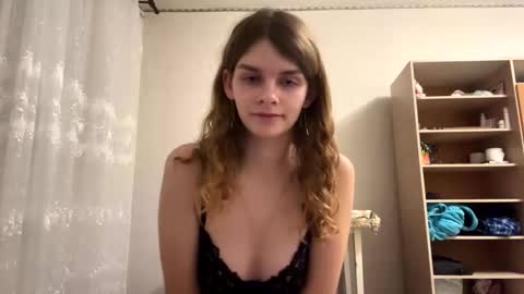 Snapshot of cute_kitte chatting on 02.22.25 cute_kitte online show from 02.22.25